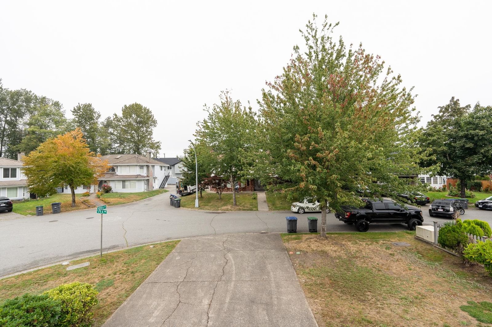 Listing Image 24