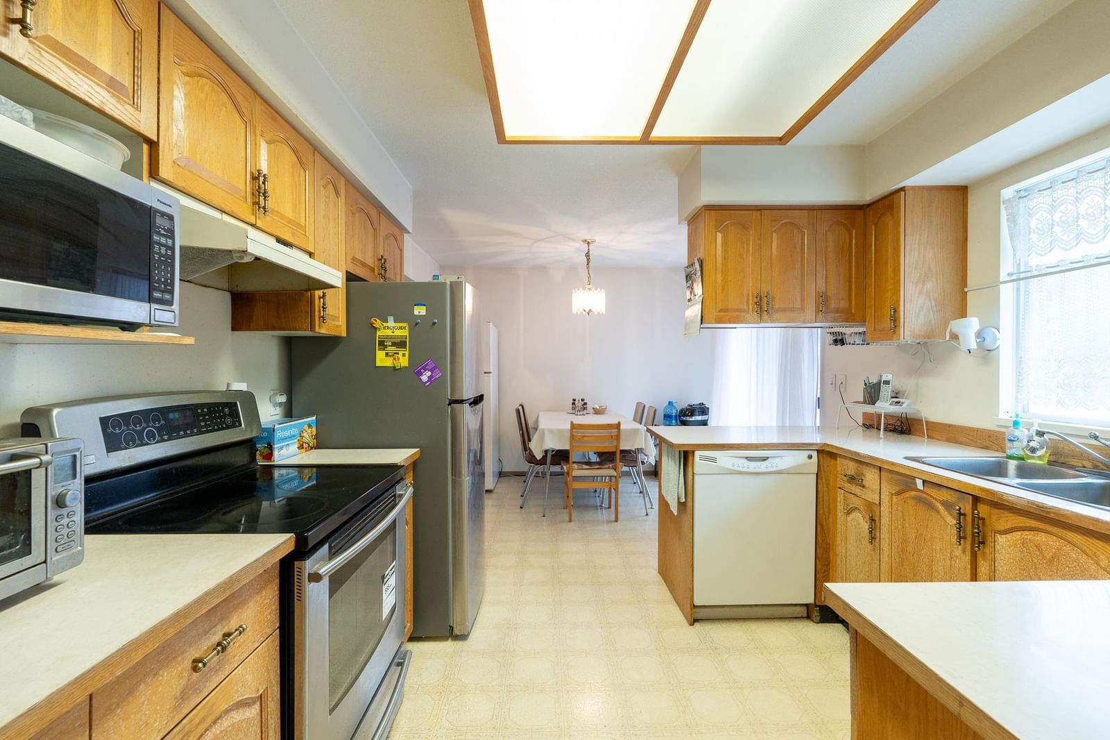 Listing Image 8