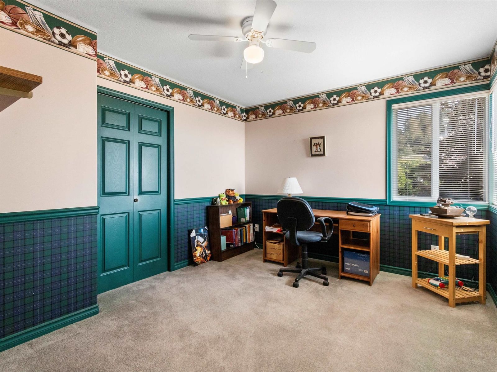 Listing Image 16