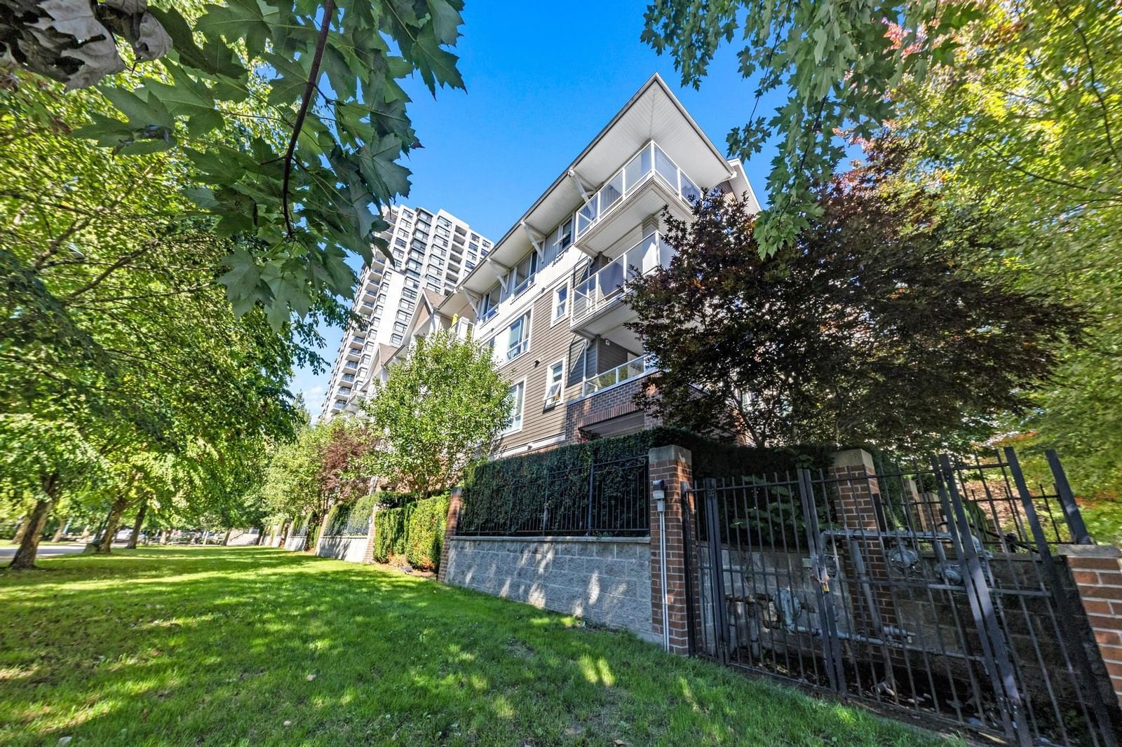 Listing Image 20