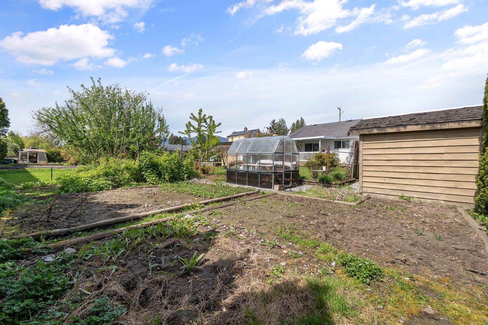 Listing Image 32