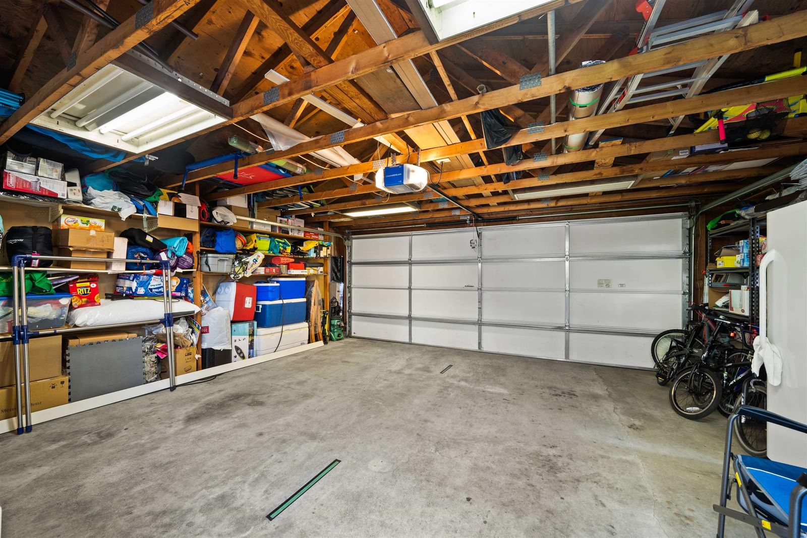 Listing Image 28