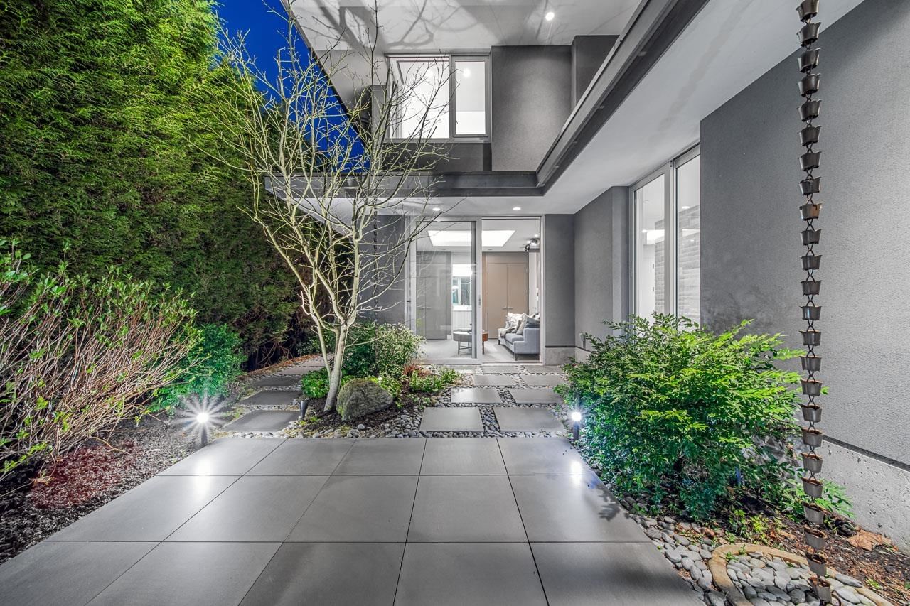Listing Image 17