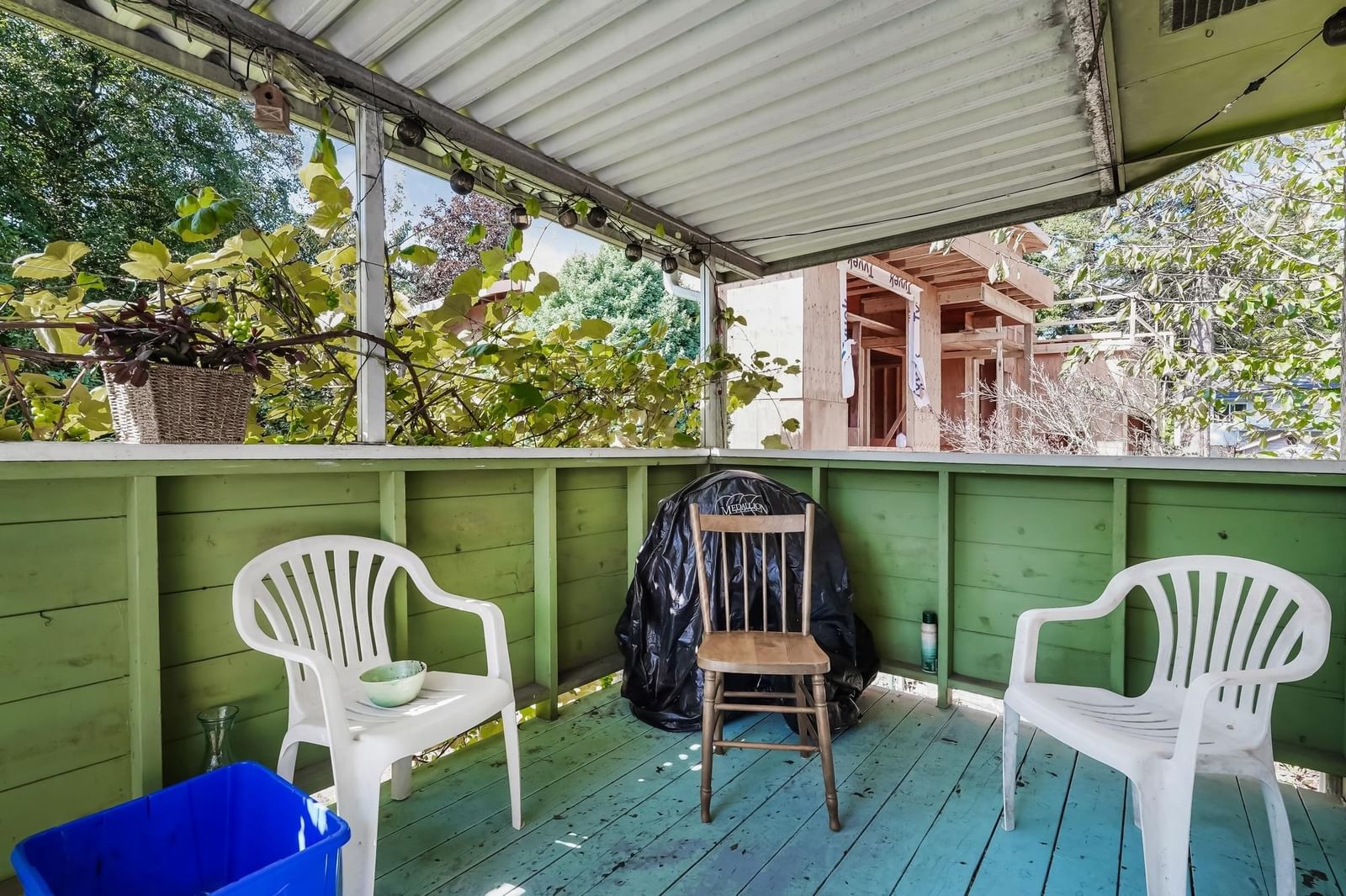 Listing Image 12