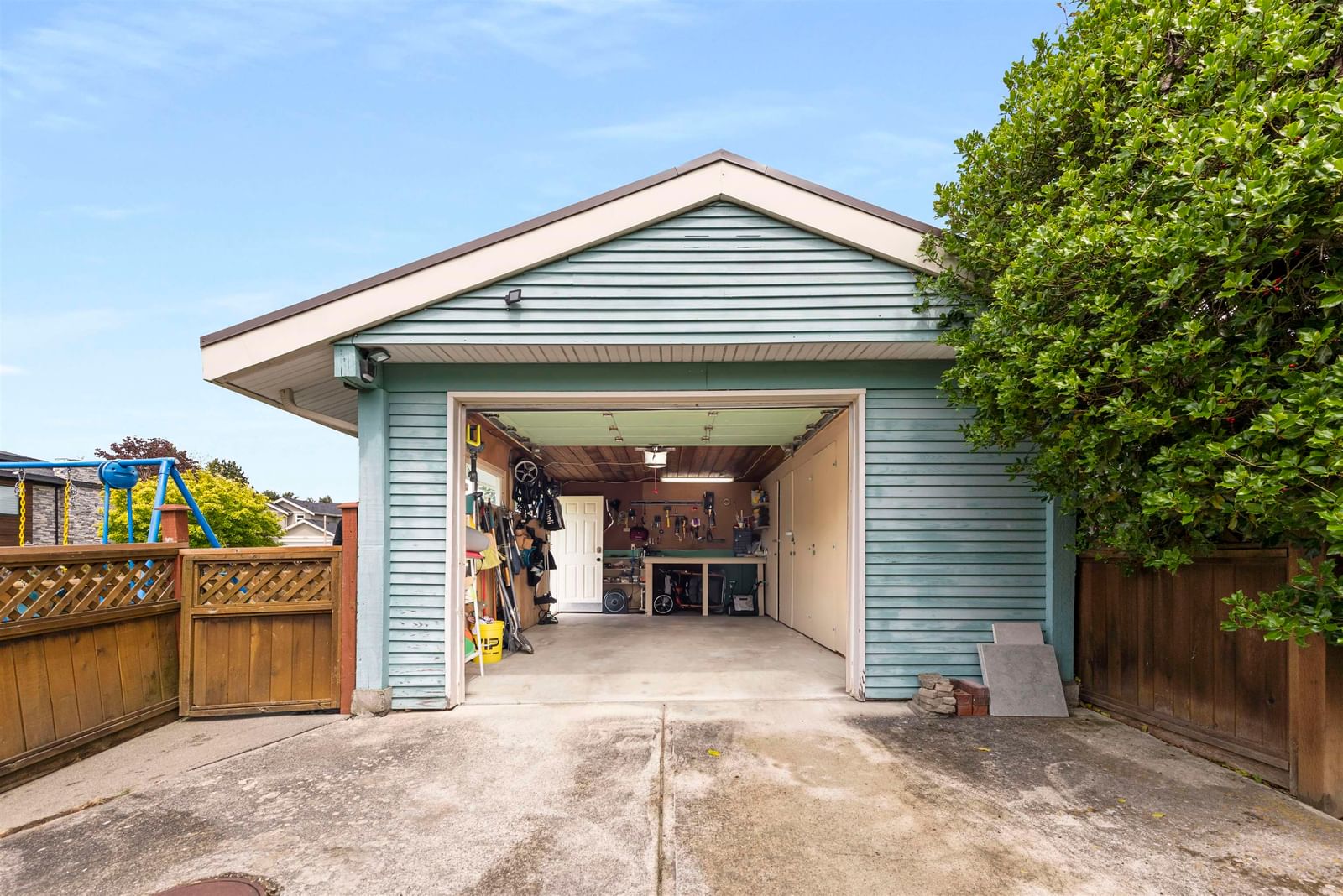 Listing Image 27
