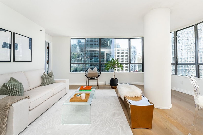 1406 - 1060 Alberni Street, Vancouver, V6E 4K2 | Image 2