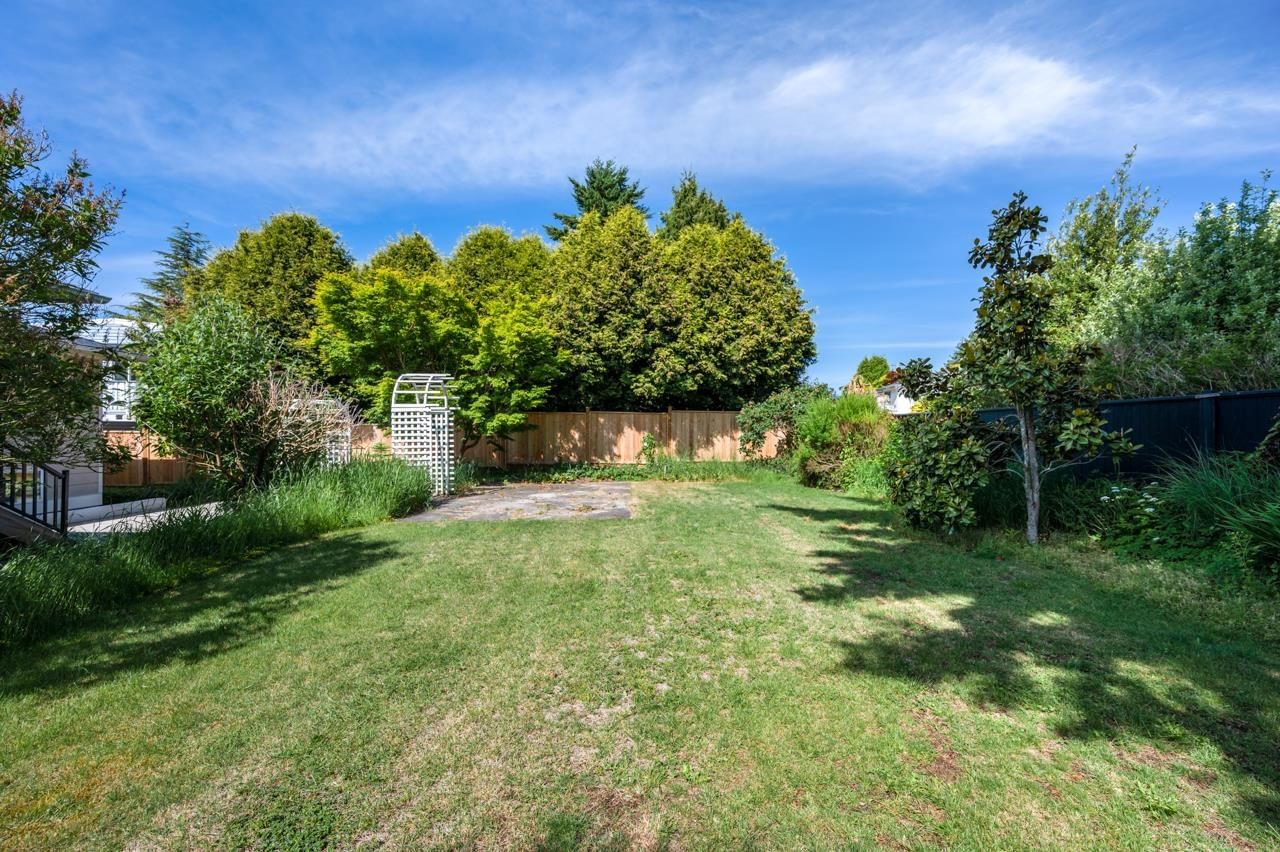 Listing Image 24