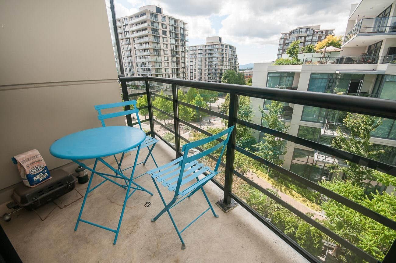 Listing Image 19
