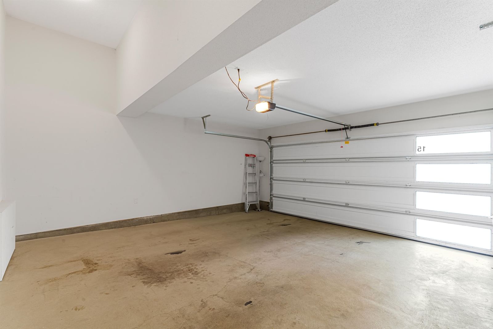 Listing Image 29