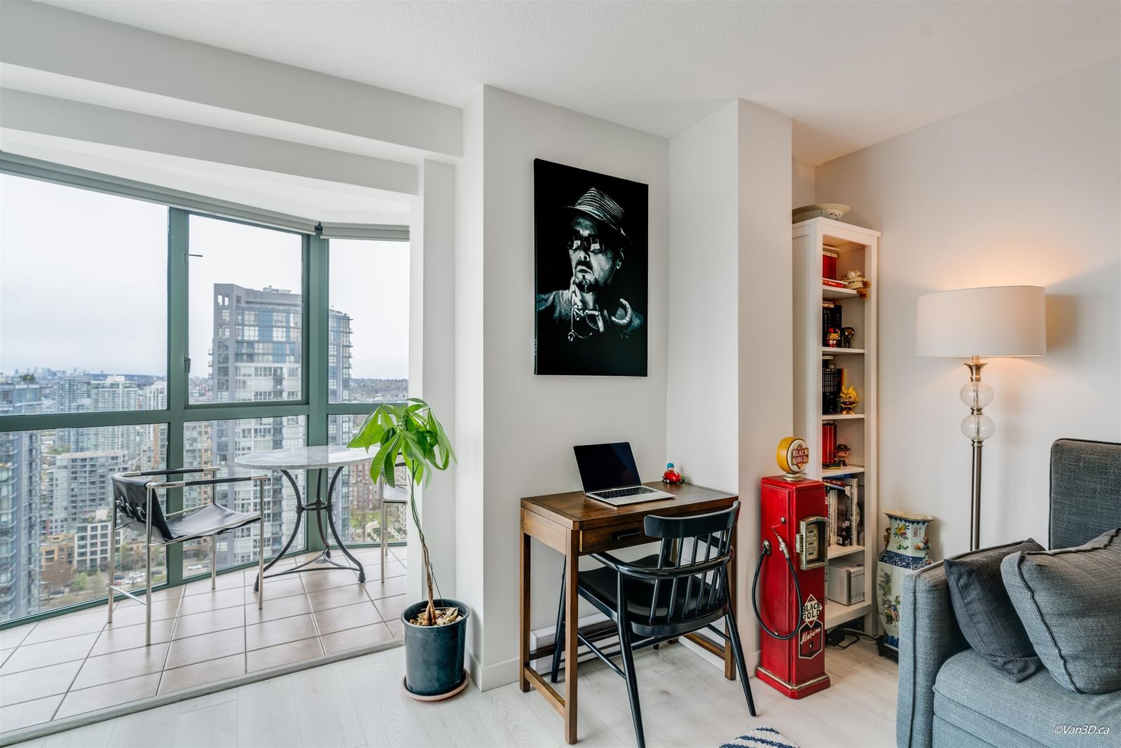 Listing Image 9