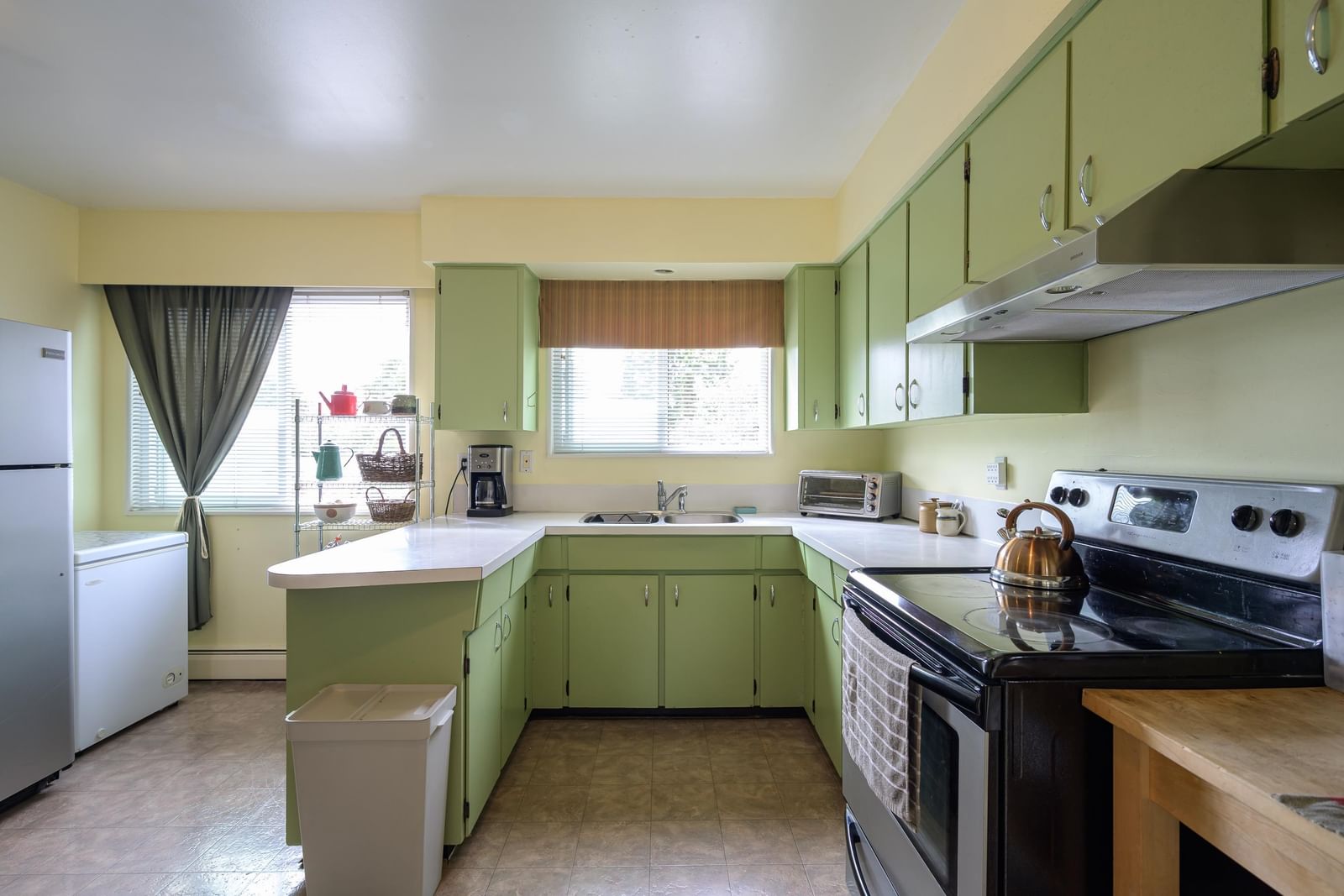 Listing Image 13