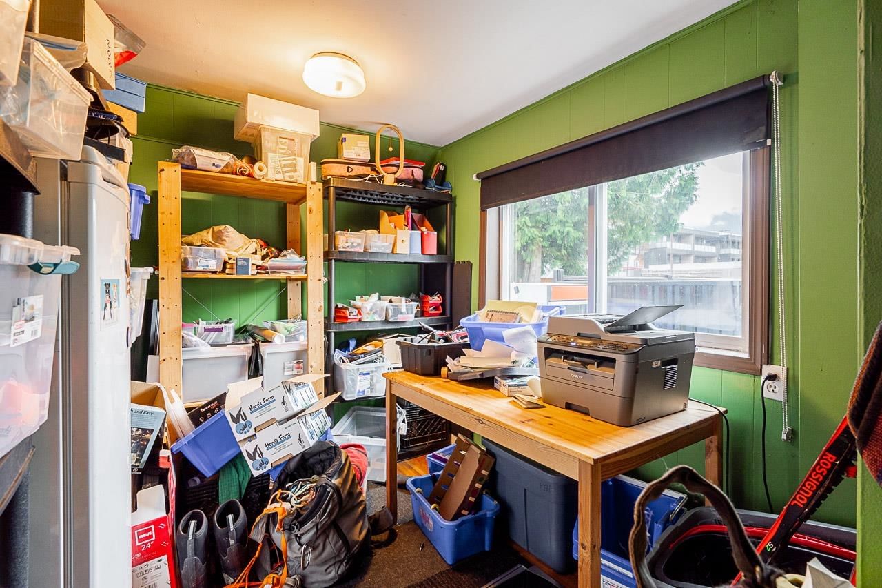 Listing Image 13