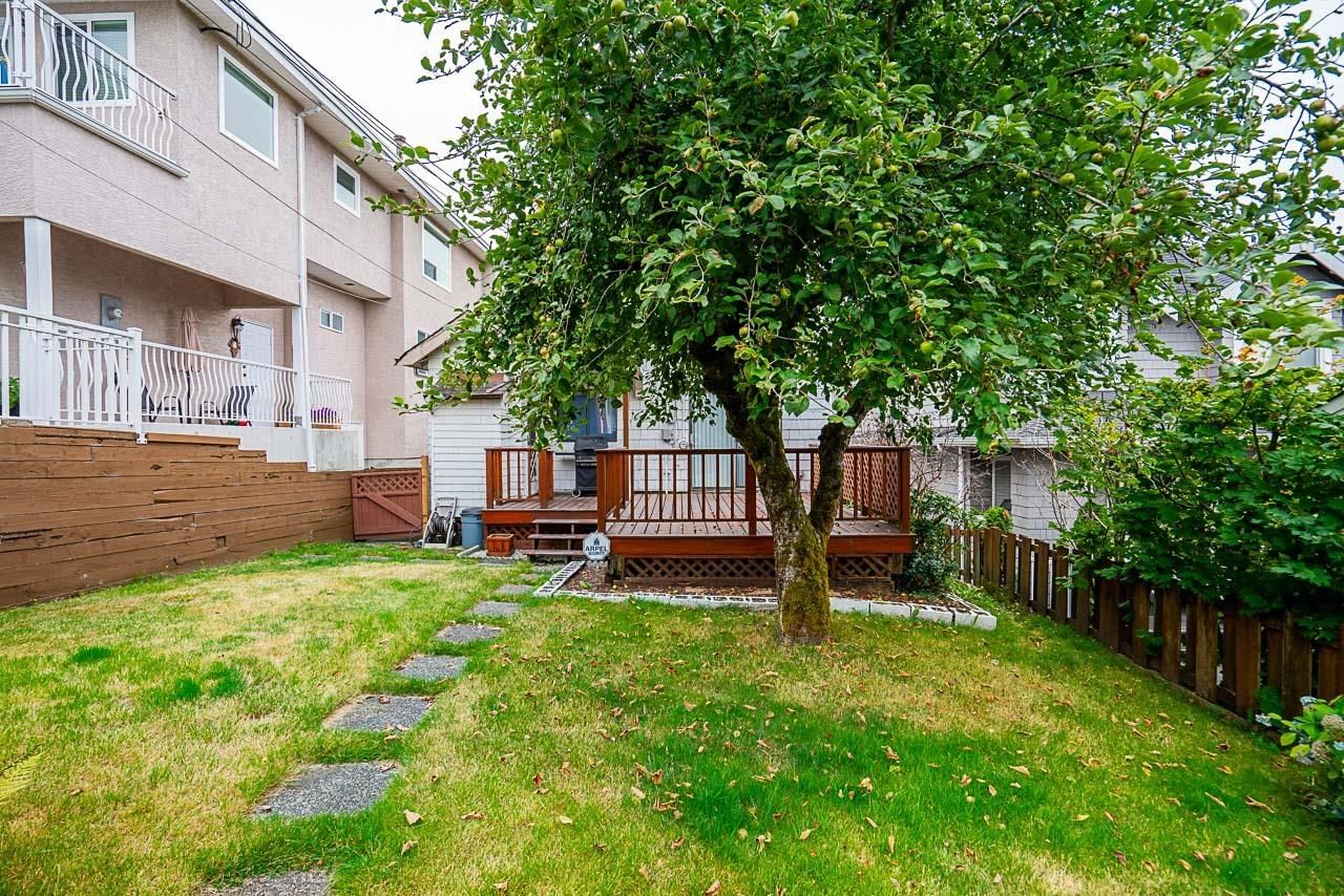 Listing Image 7