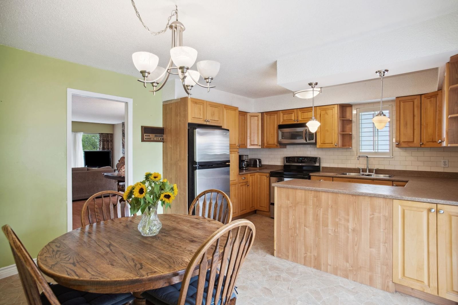 Listing Image 13