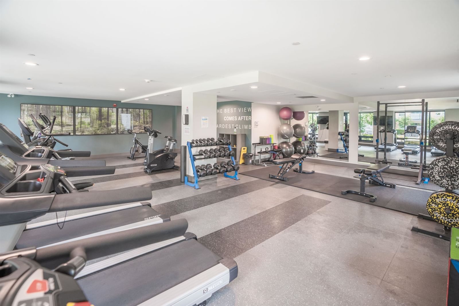 Listing Image 27