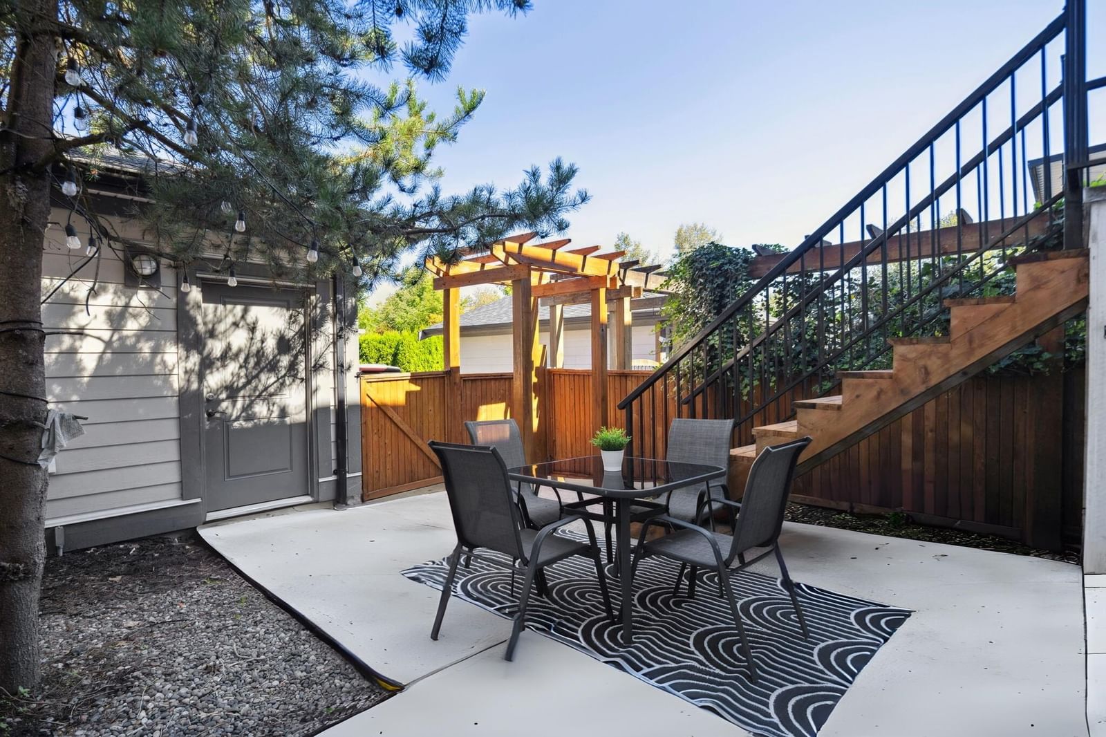 Listing Image 19
