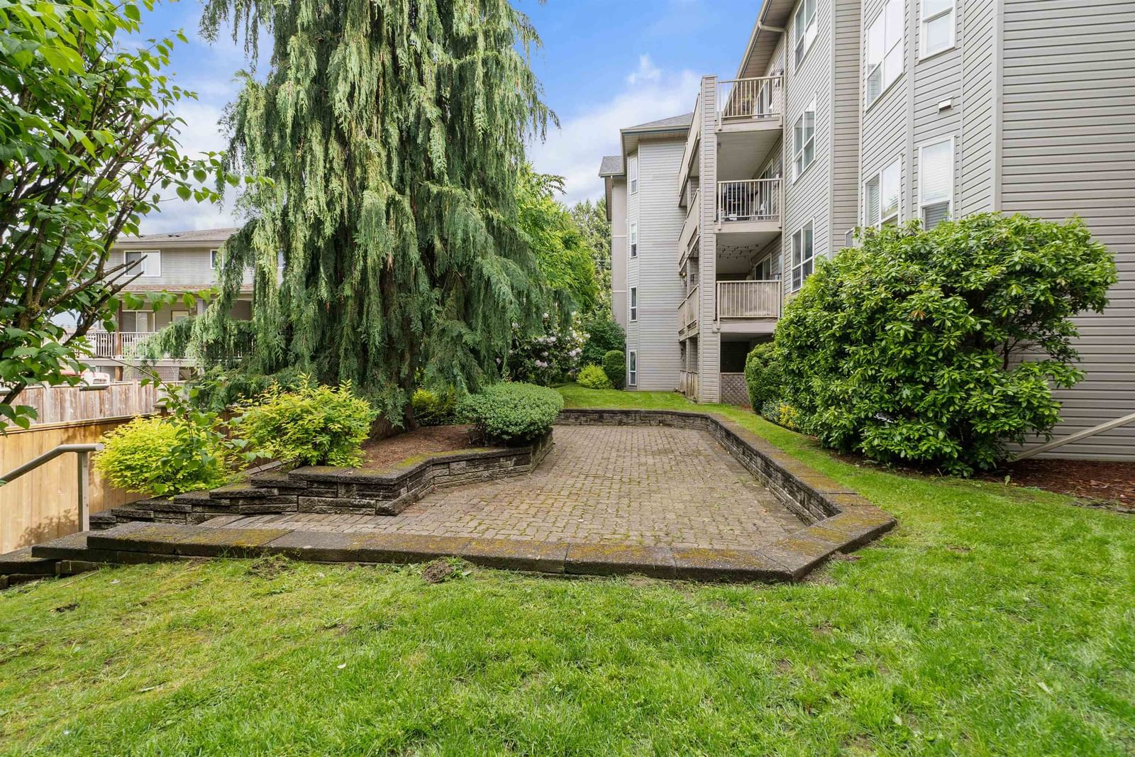 Listing Image 20