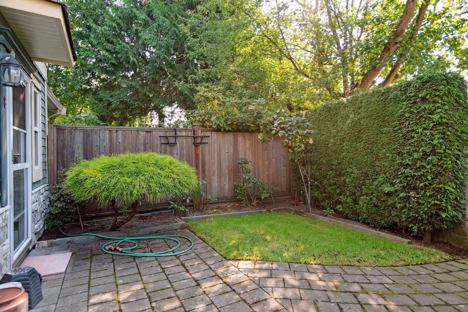 Listing Image 16