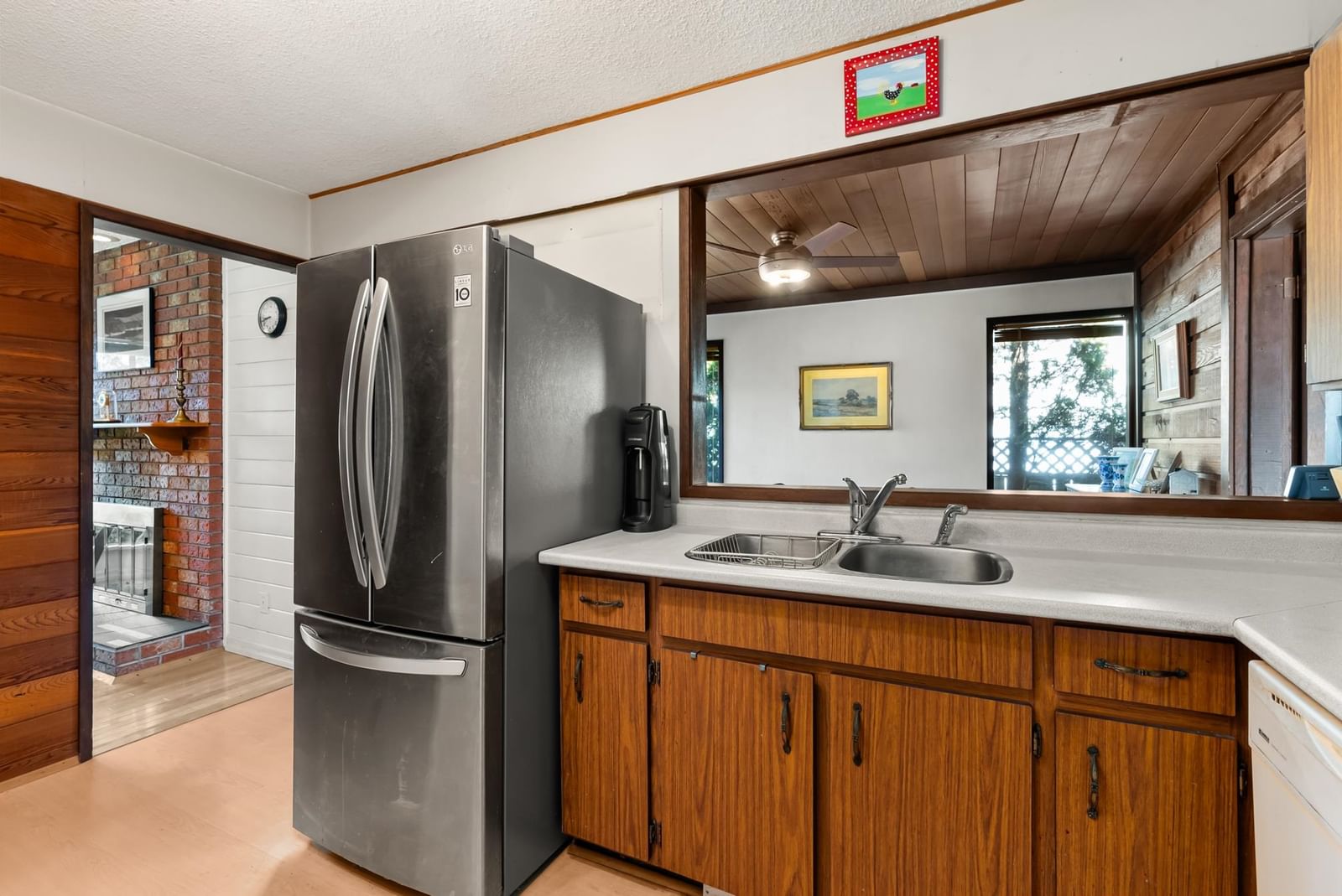 Listing Image 14