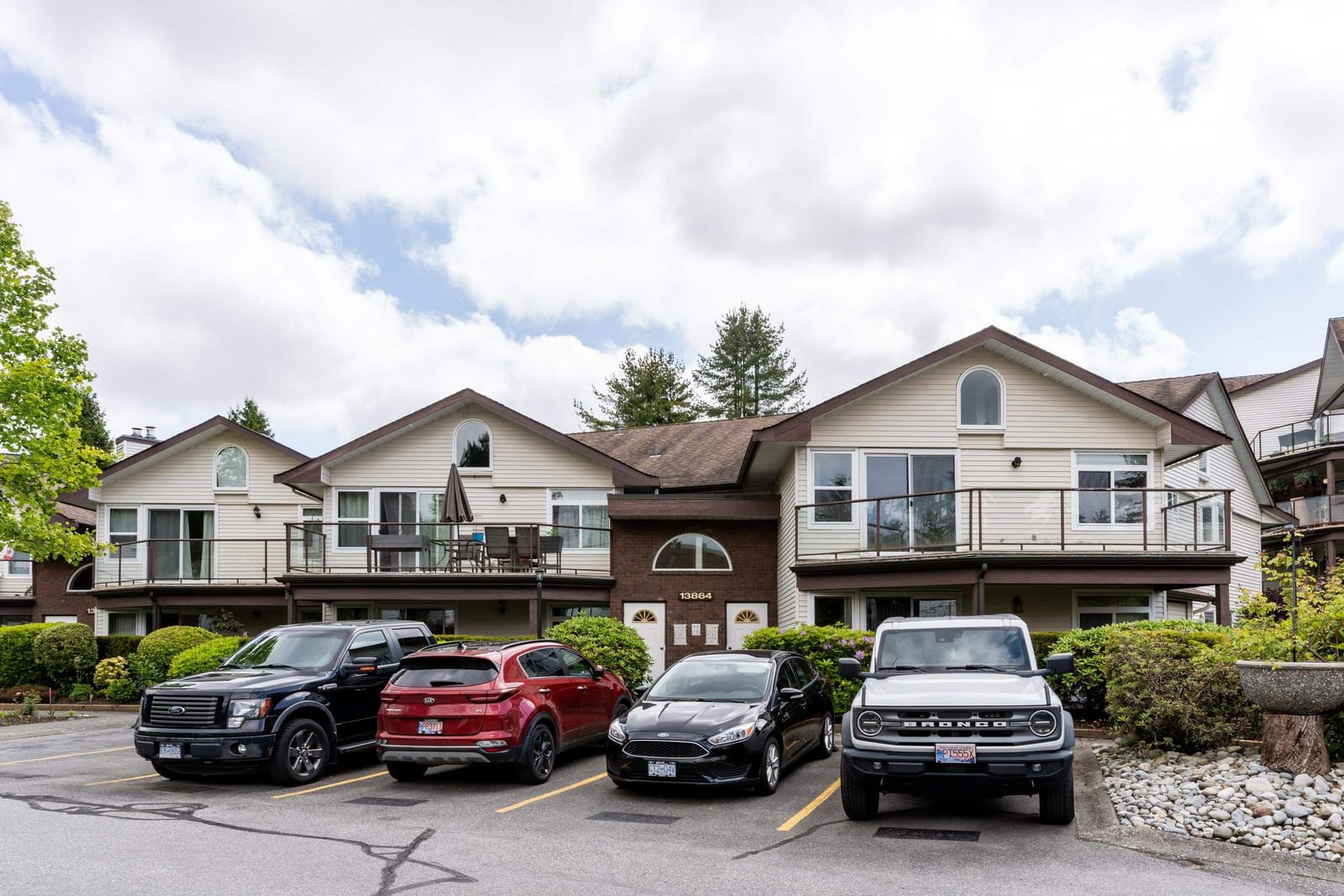 Listing Image 38