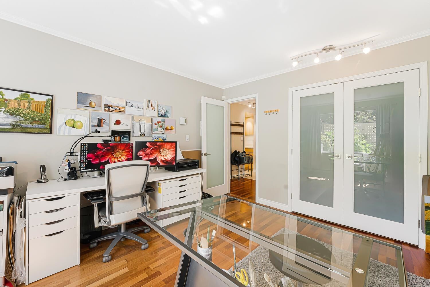 Listing Image 19
