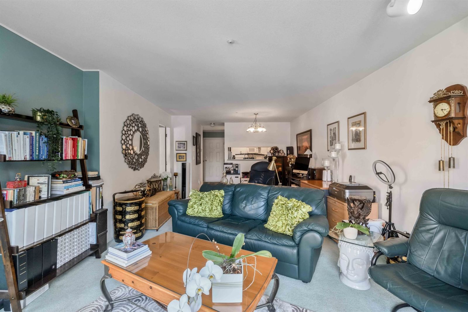 Listing Image 17