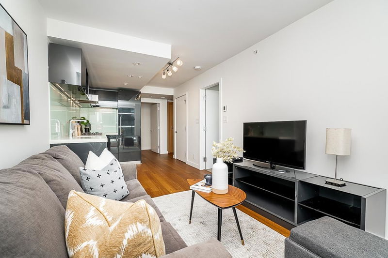 777 Richards Street #2807, Vancouver, British Columbia (MLS R2923397)