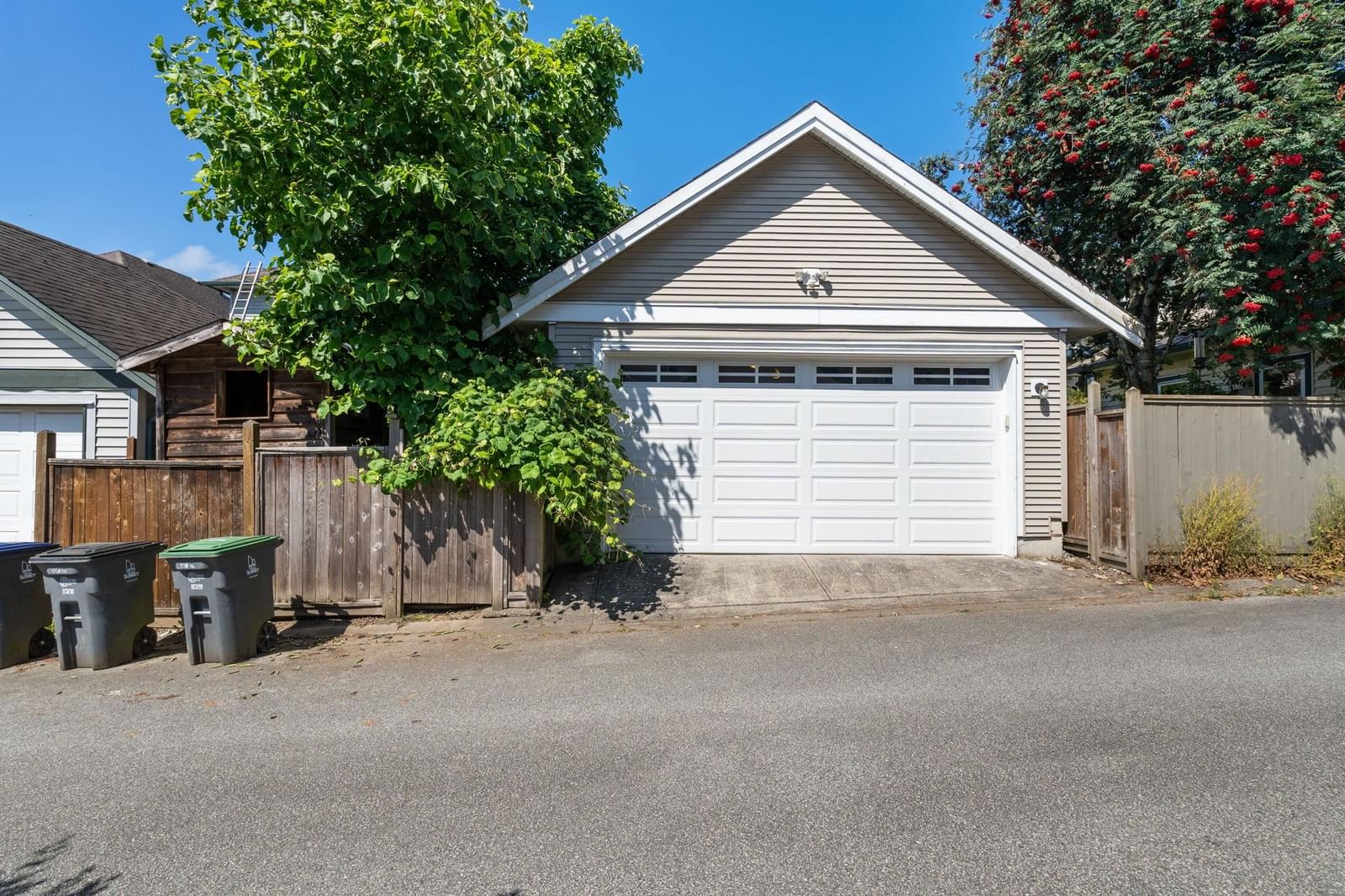 Listing Image 38