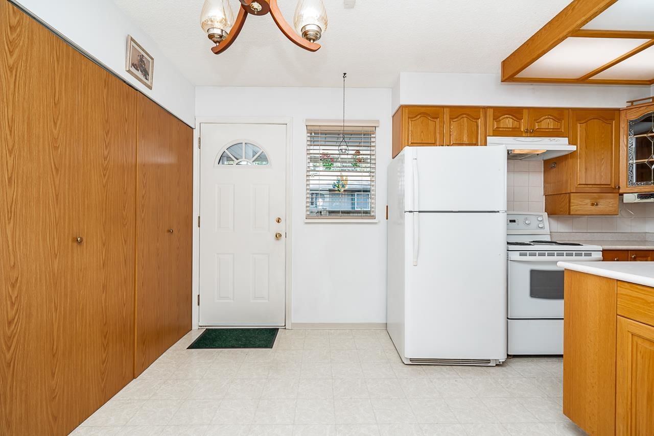 Listing Image 13