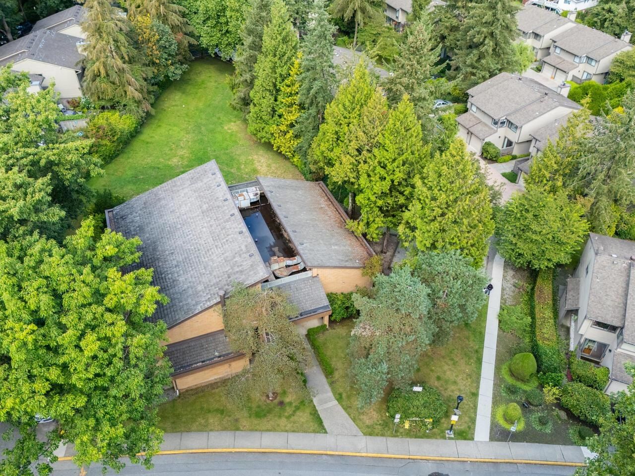 Listing Image 27
