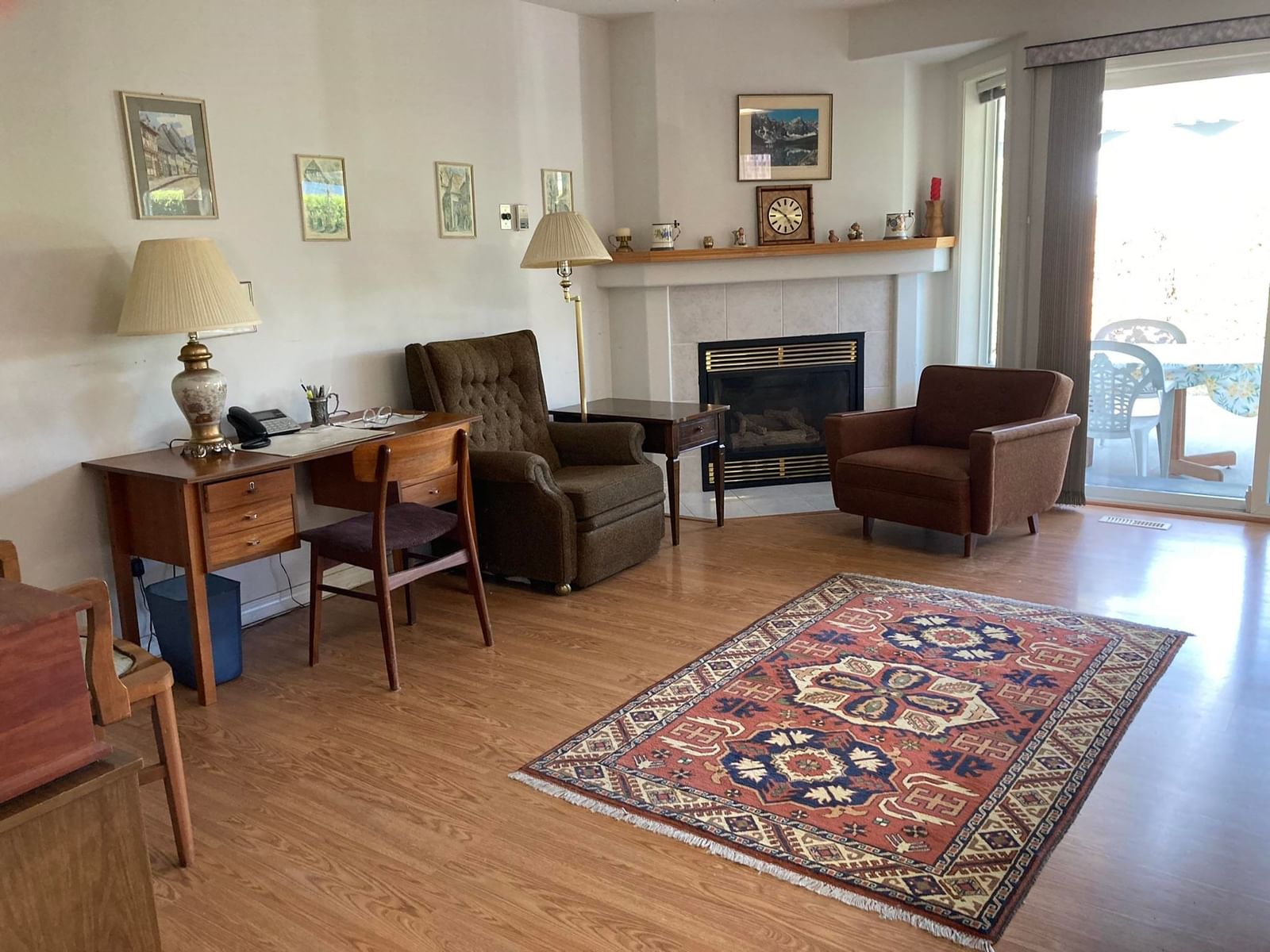 Listing Image 5