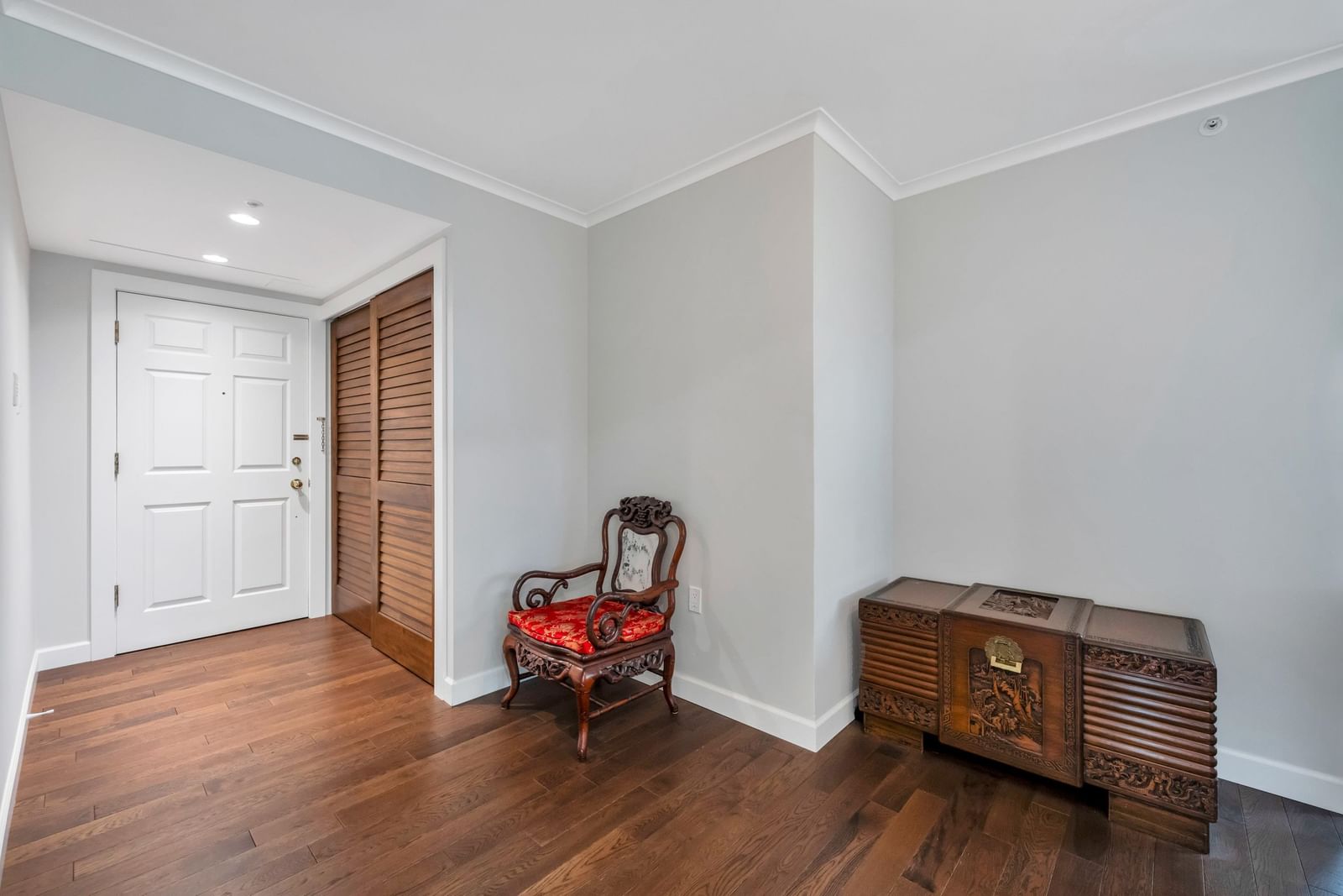 Listing Image 17