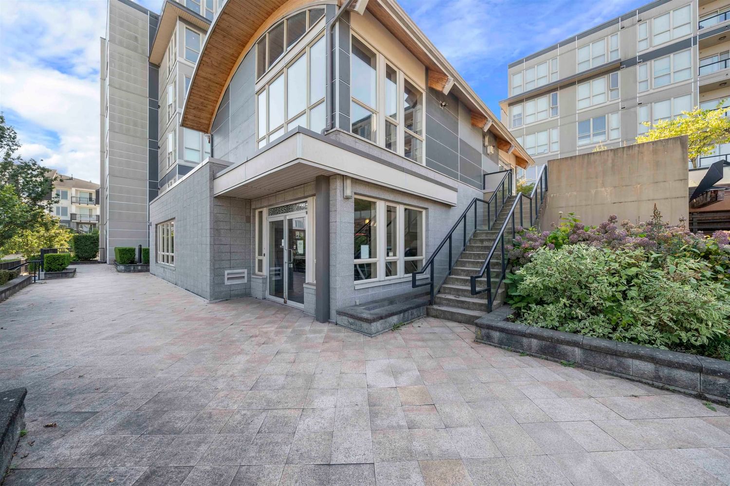 Listing Image 23