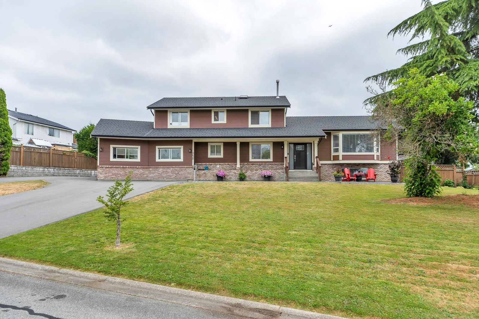 Listing Image 6
