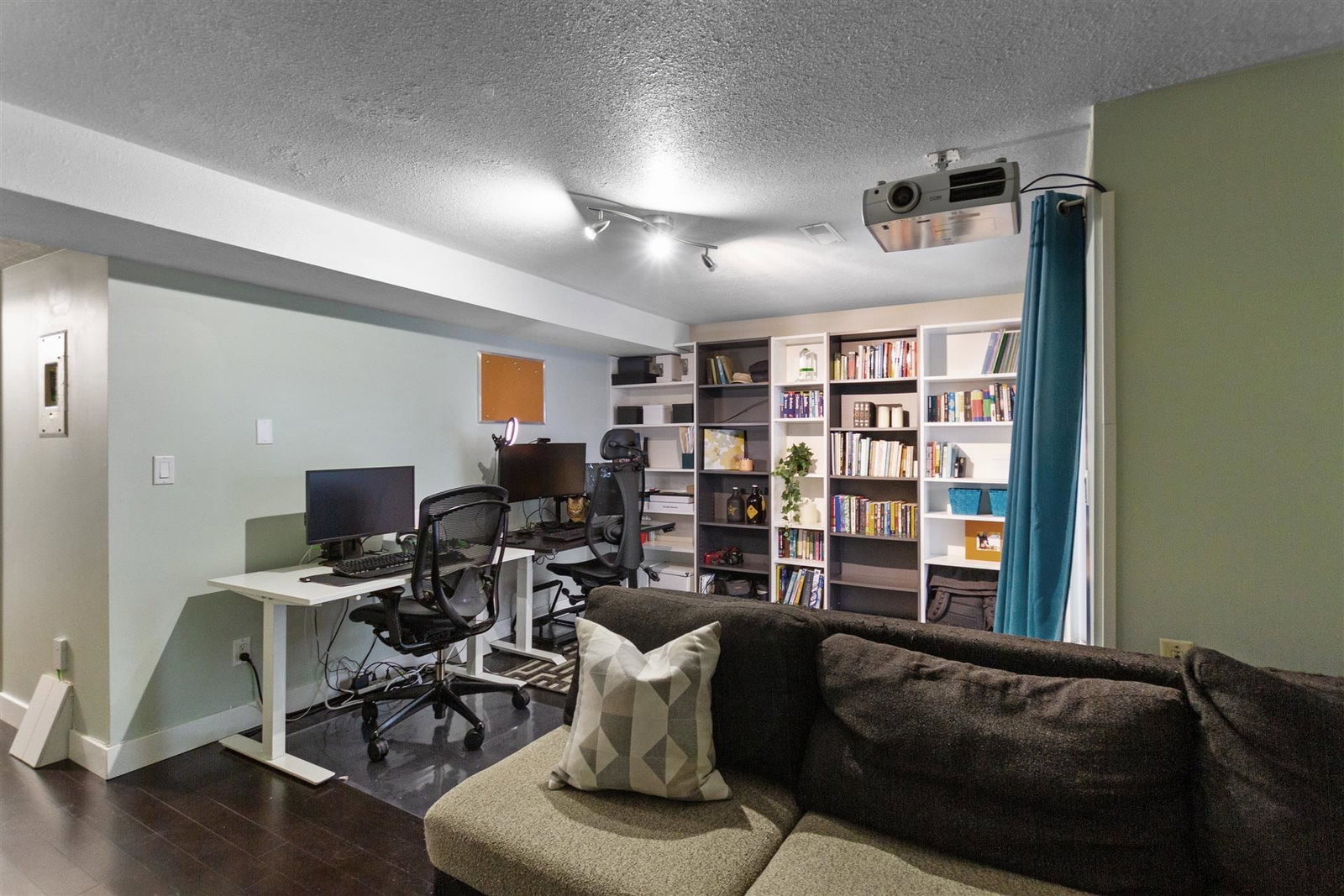Listing Image 20