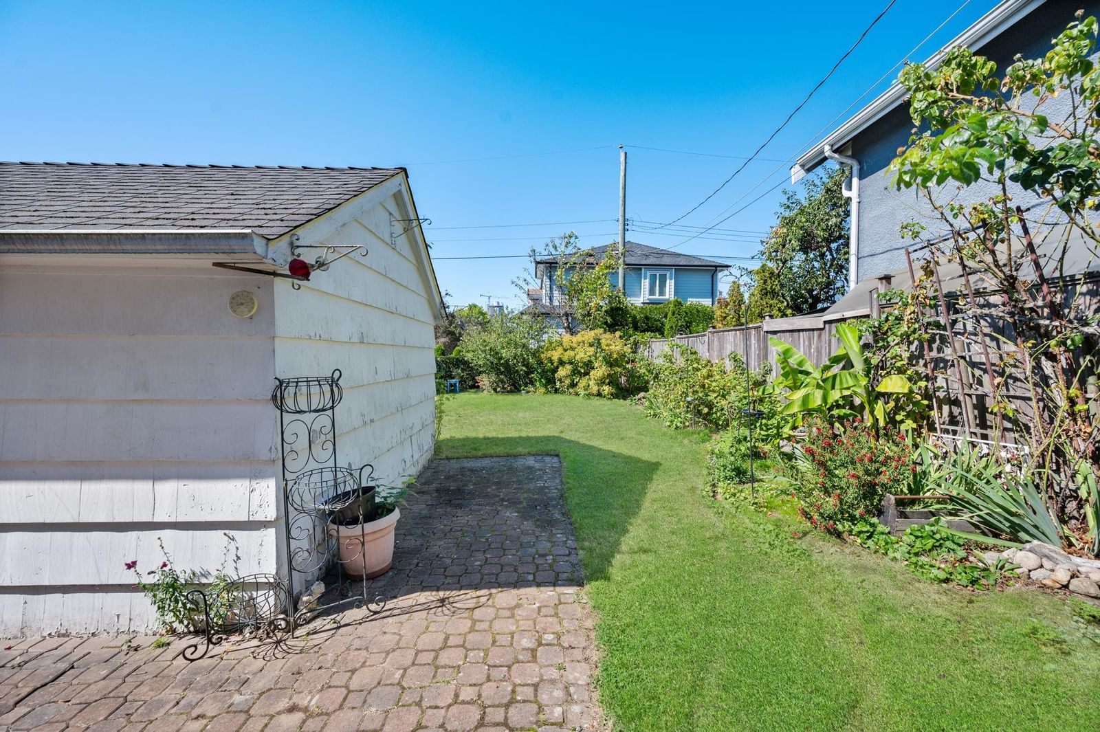 Listing Image 15