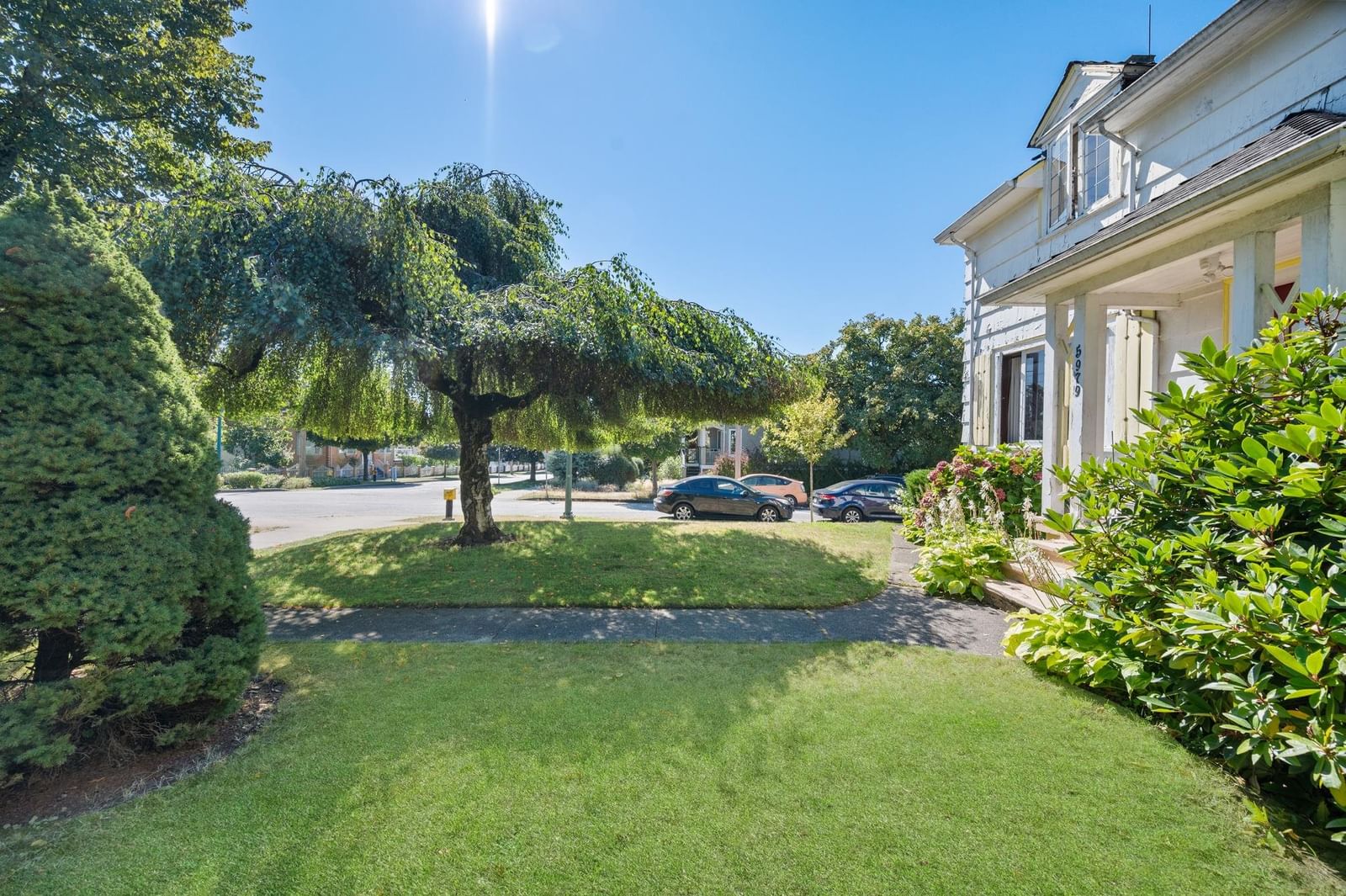 Listing Image 8