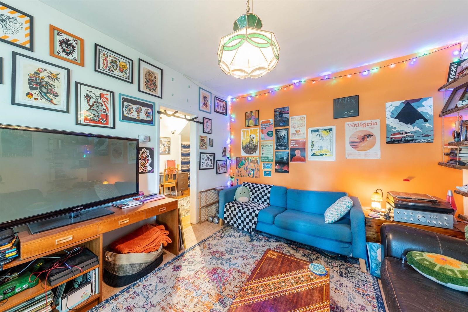 Listing Image 12