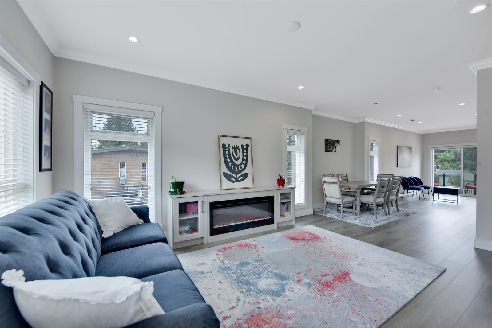 Listing Image 13