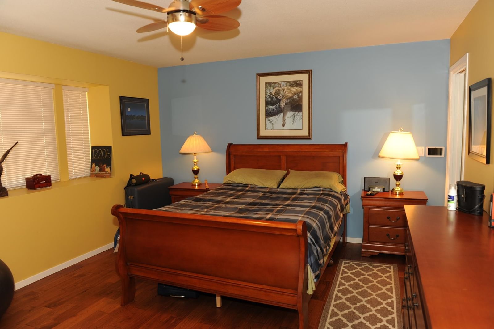 Listing Image 13