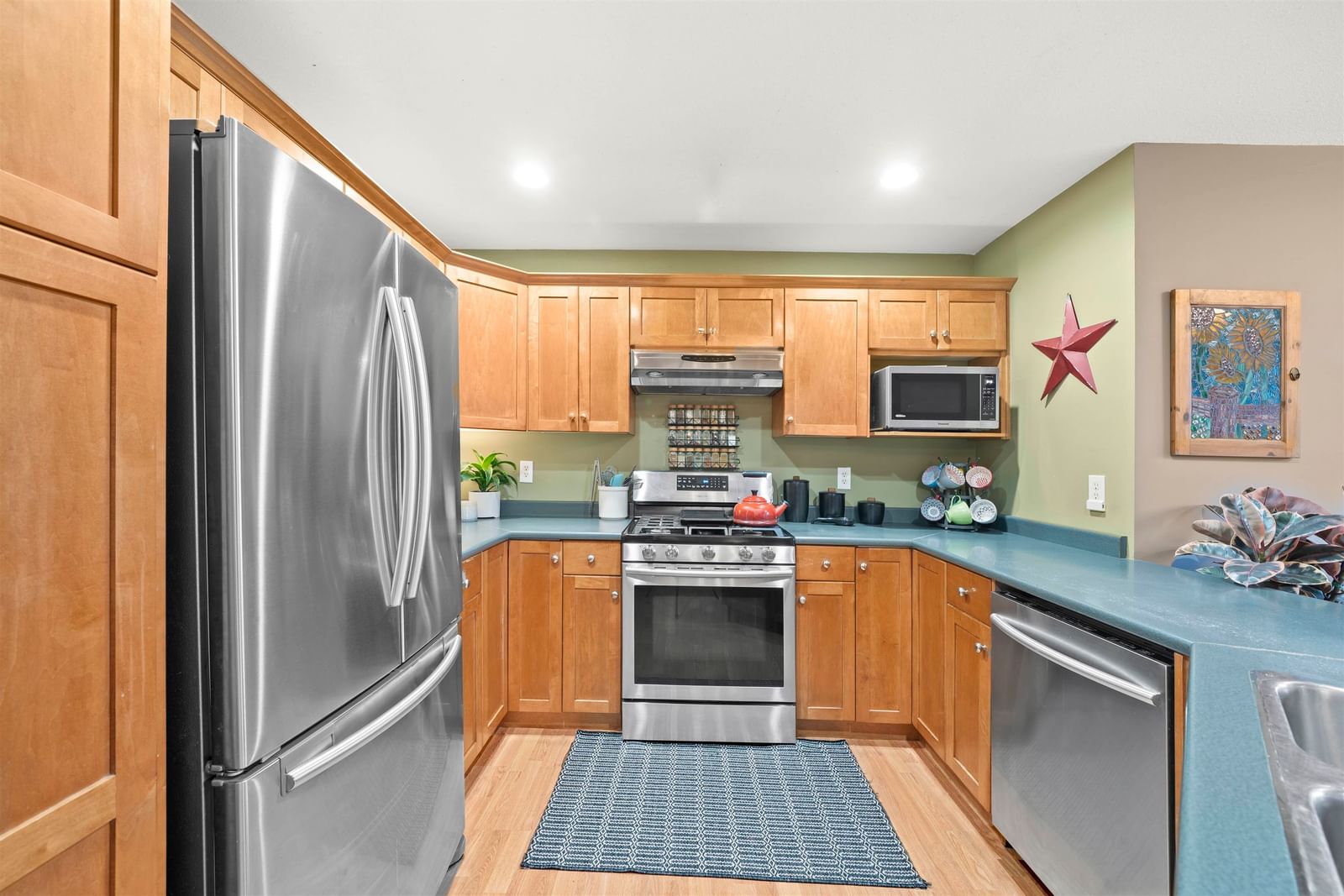 Listing Image 10