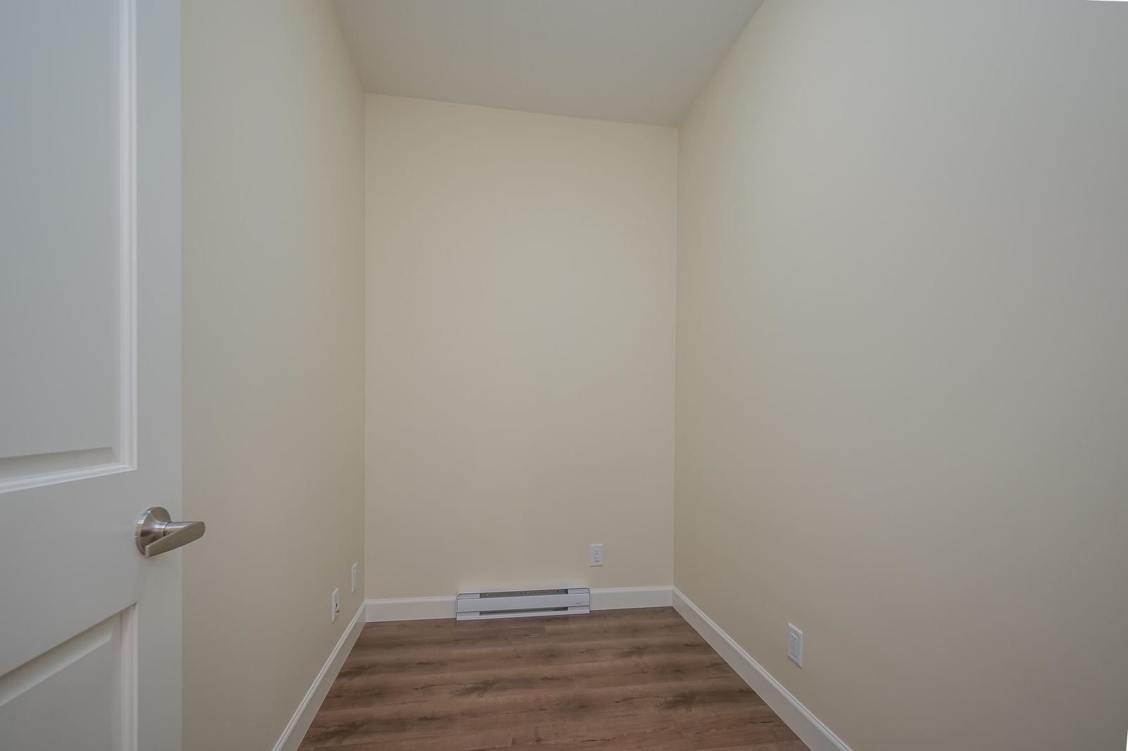 Listing Image 30