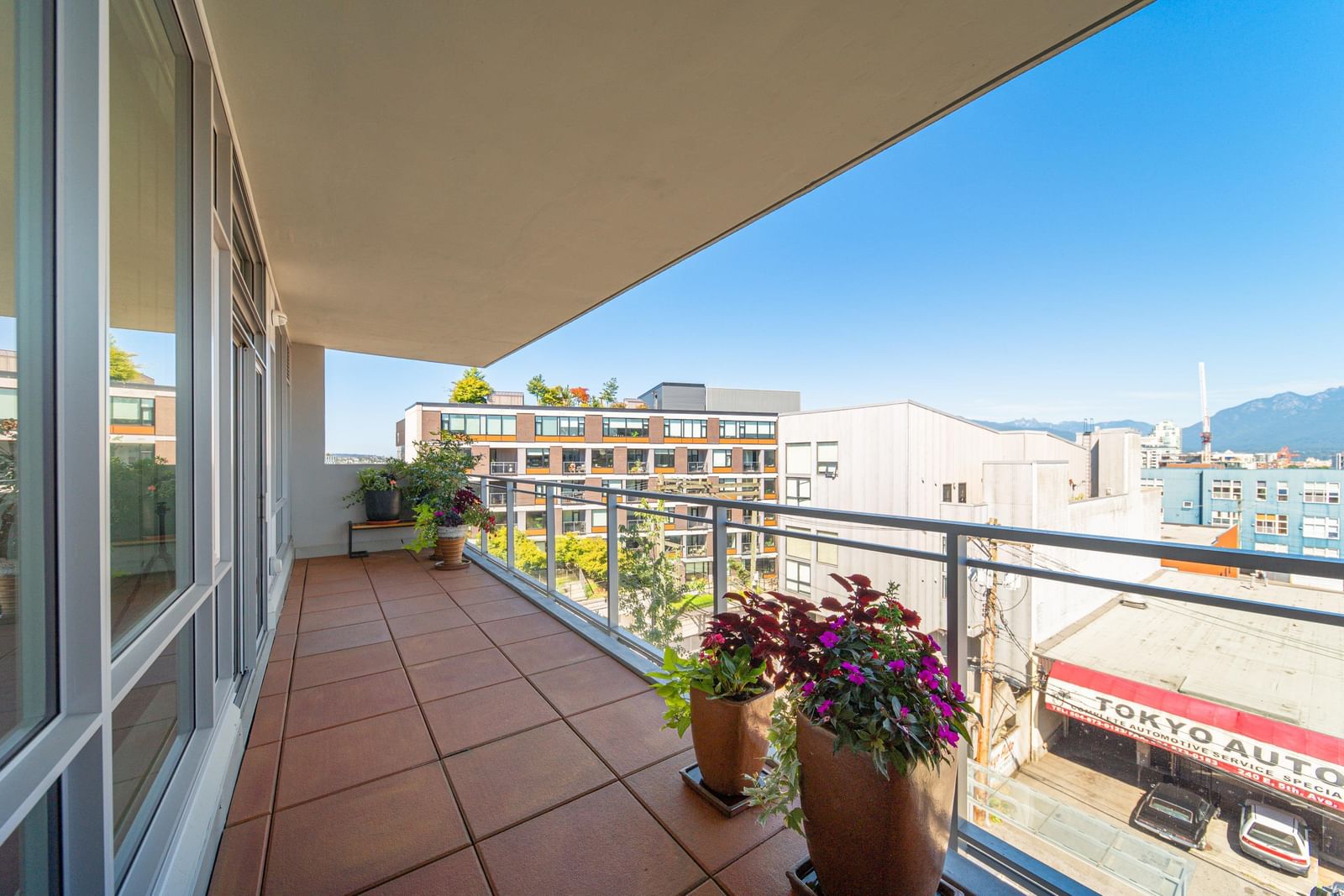 Listing Image 15