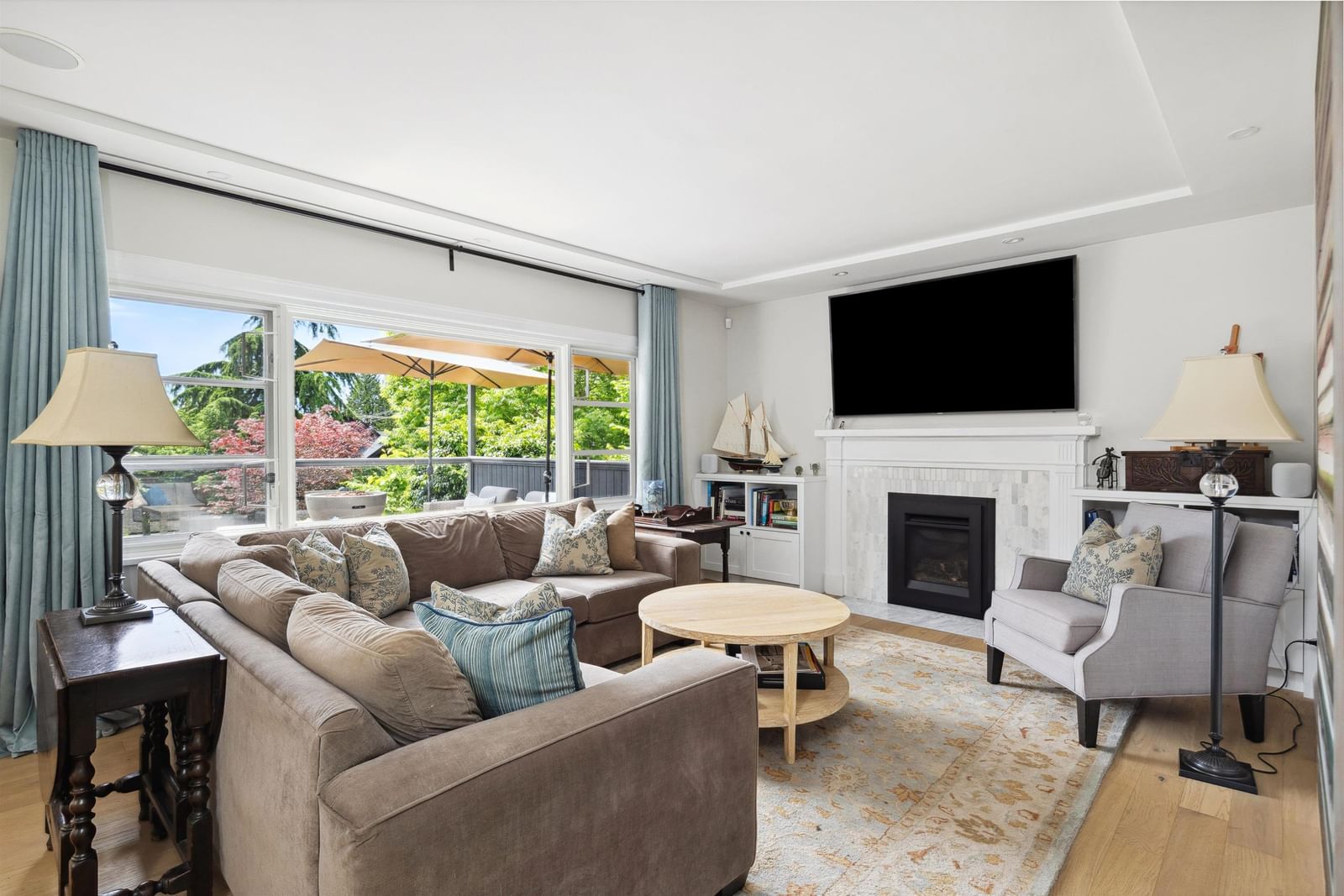 Listing Image 11