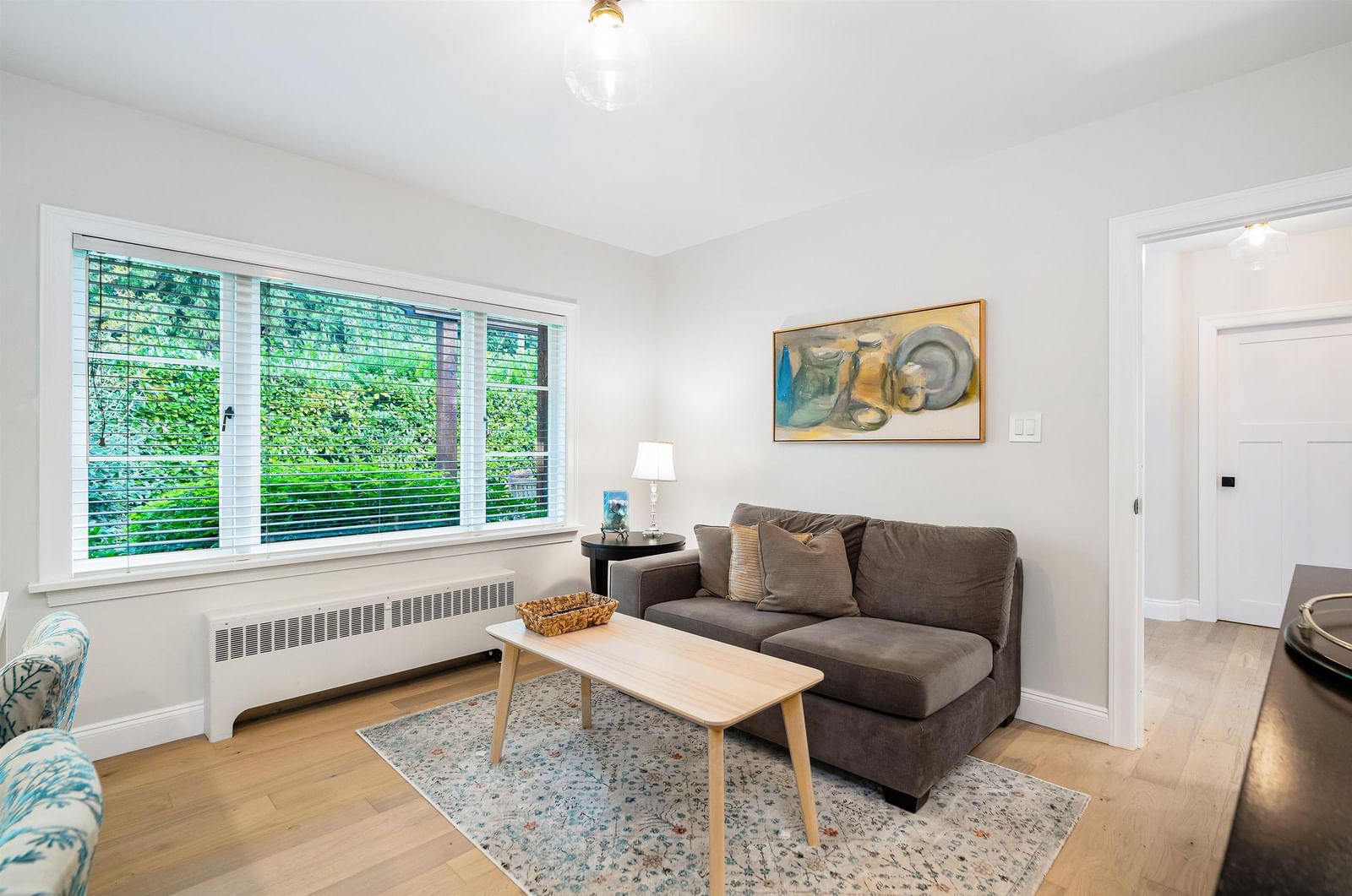 Listing Image 16