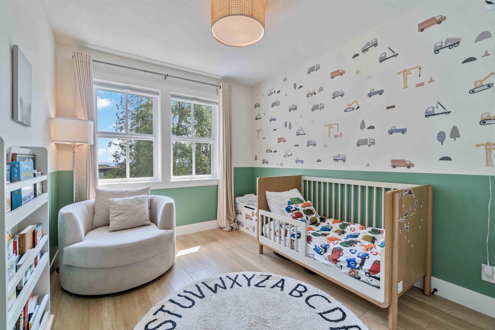 Listing Image 19