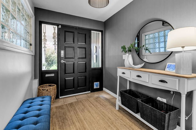 7653 Sutton Place