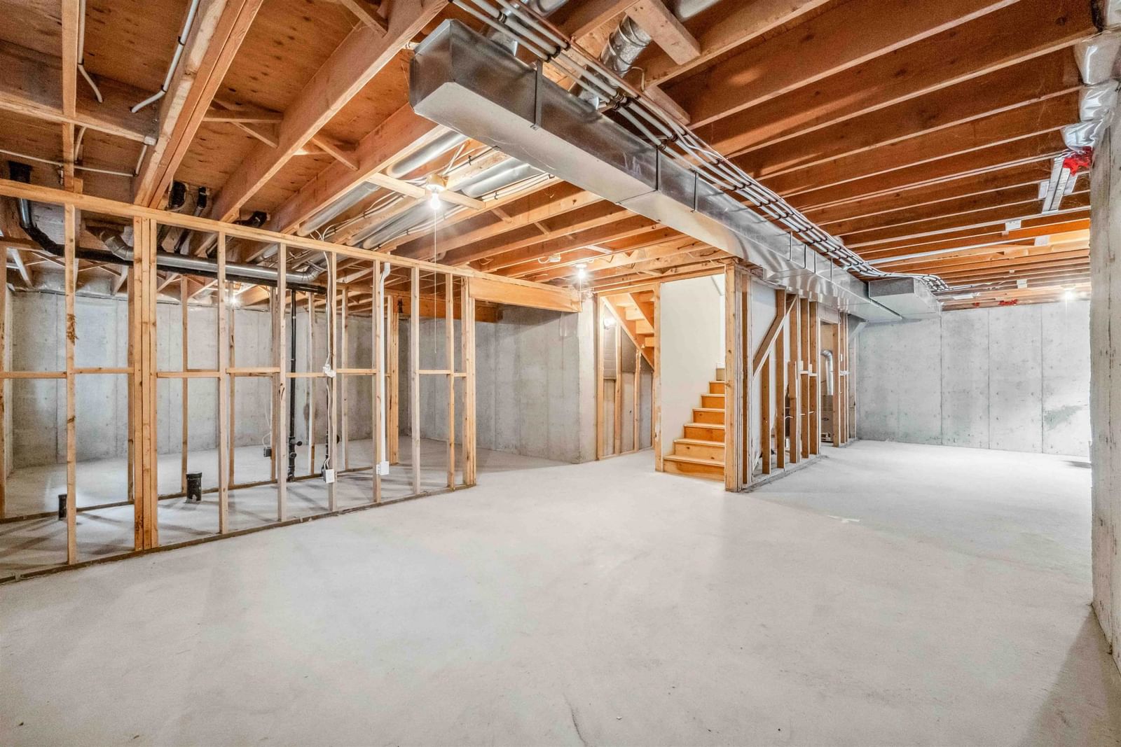 Listing Image 37