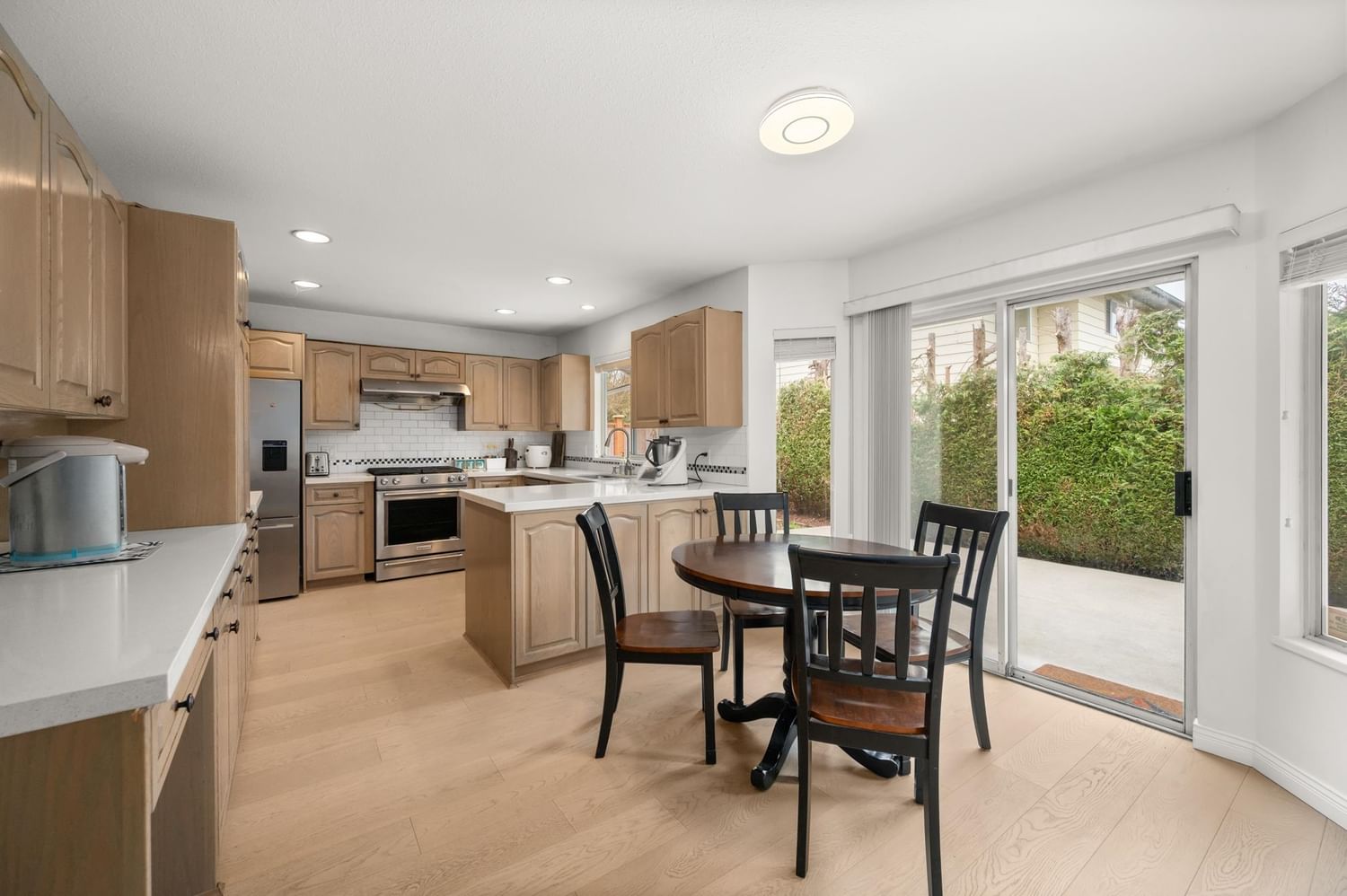 Listing Image 16