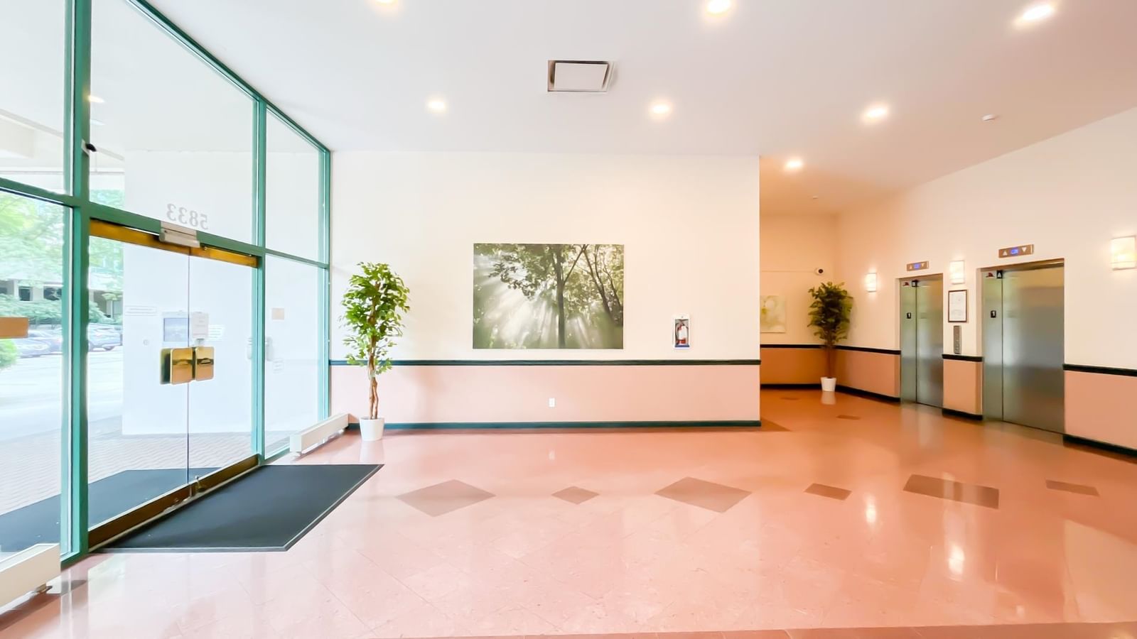 Listing Image 20